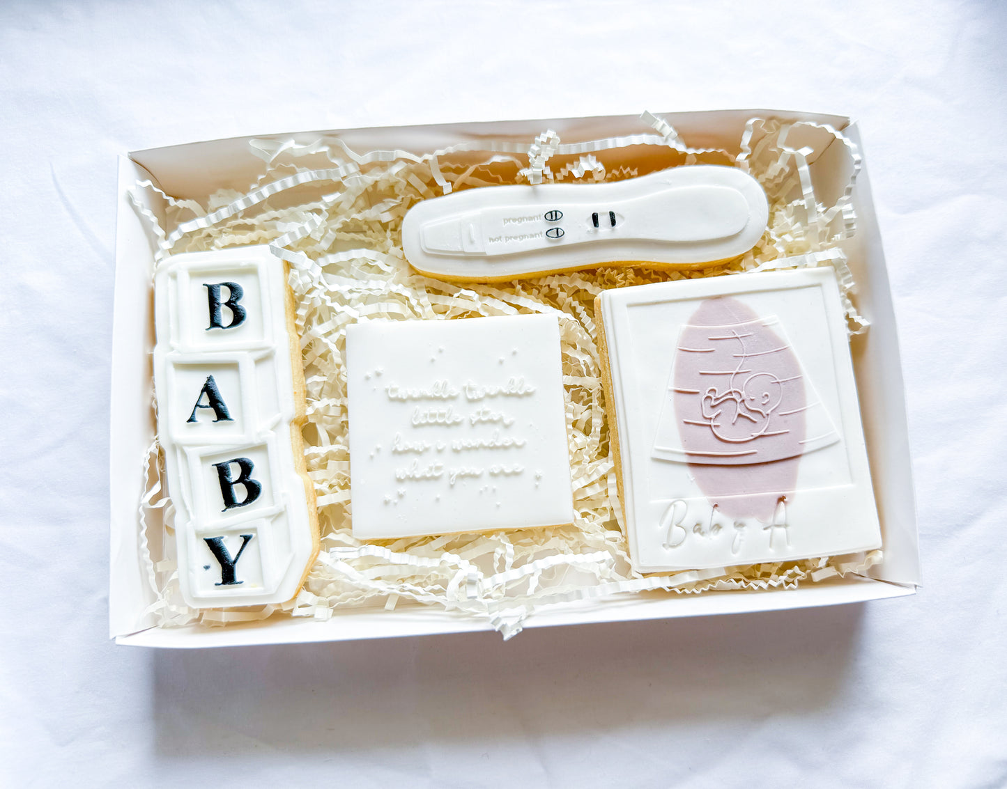 PREGNANCY ANNOUNCEMENT SUGAR COOKIE PACK
