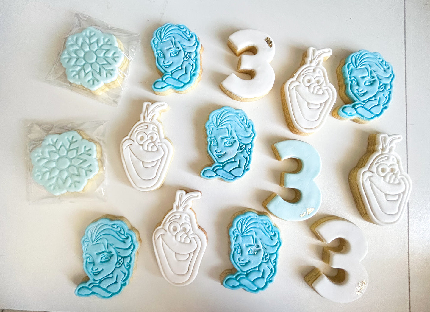 FROZEN BITHDAY SUGAR COOKIE PACK