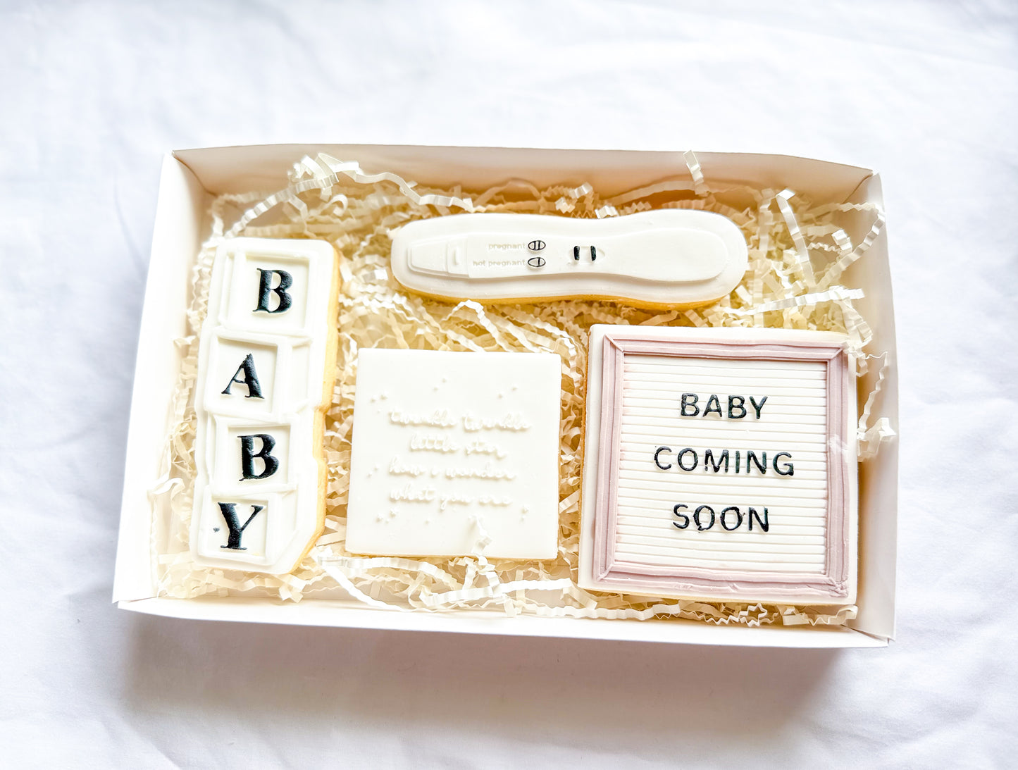 PREGNANCY ANNOUNCEMENT SUGAR COOKIE PACK