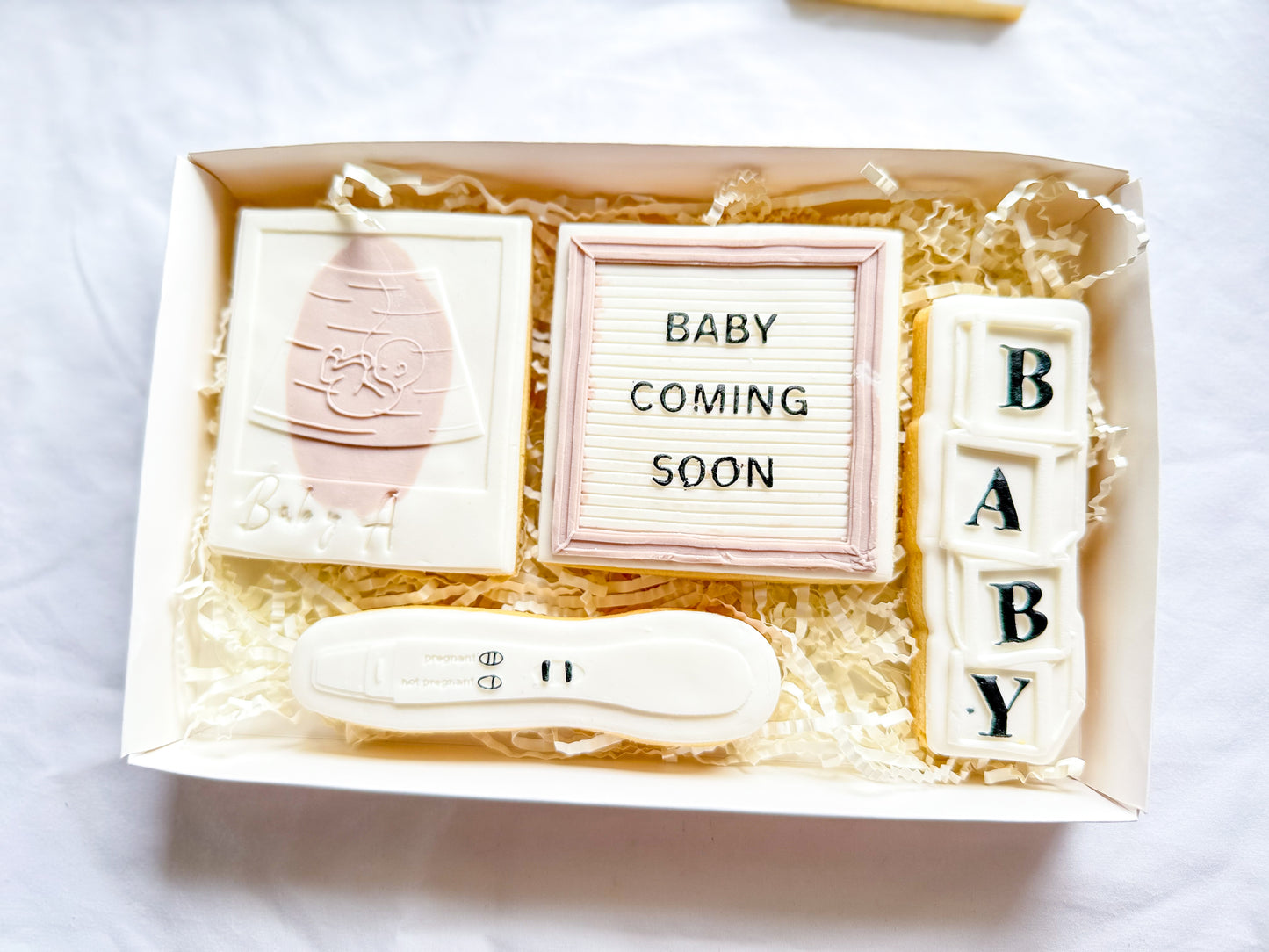 PREGNANCY ANNOUNCEMENT SUGAR COOKIE PACK
